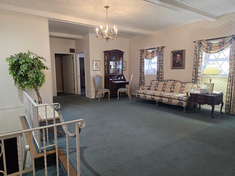 More Photos Of , Clifton Unknown For Sale