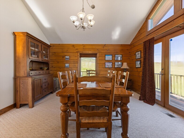 More Photos Of 29 Wineglass Loop S, Livingston Specialty For Sale