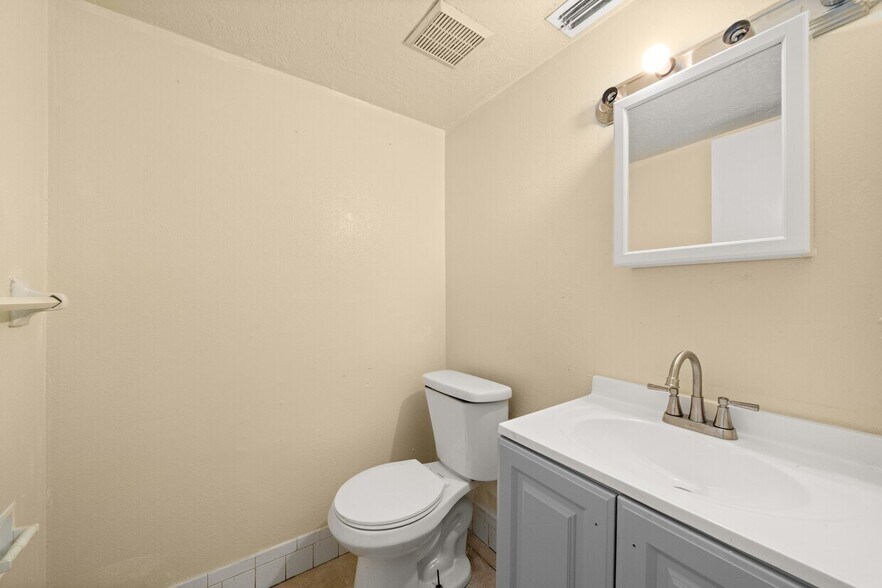 More Photos Of , Avon Park Multifamily For Sale