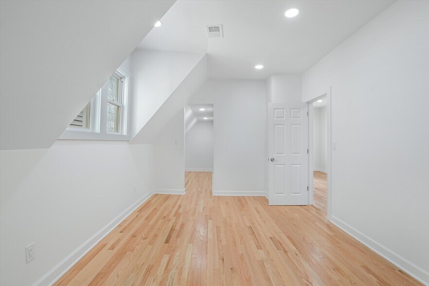 More Photos Of 2617 W Fullerton Ave, Chicago Storefront Retail Residential For Sale
