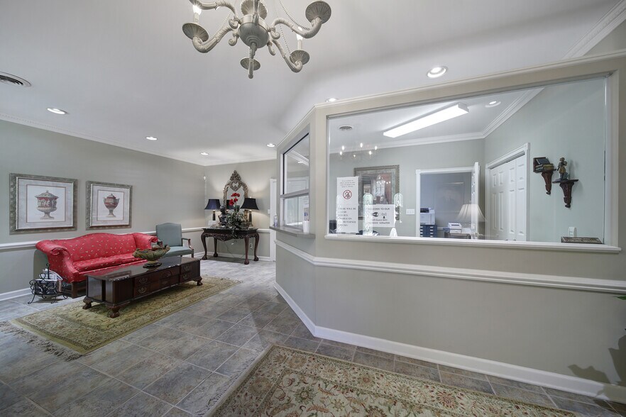 More Photos Of 312 N Main St, Lancaster Office For Lease
