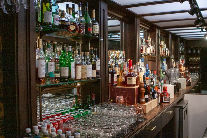 More Photos Of 3109 S Yale Ave, Tulsa Restaurant For Sale