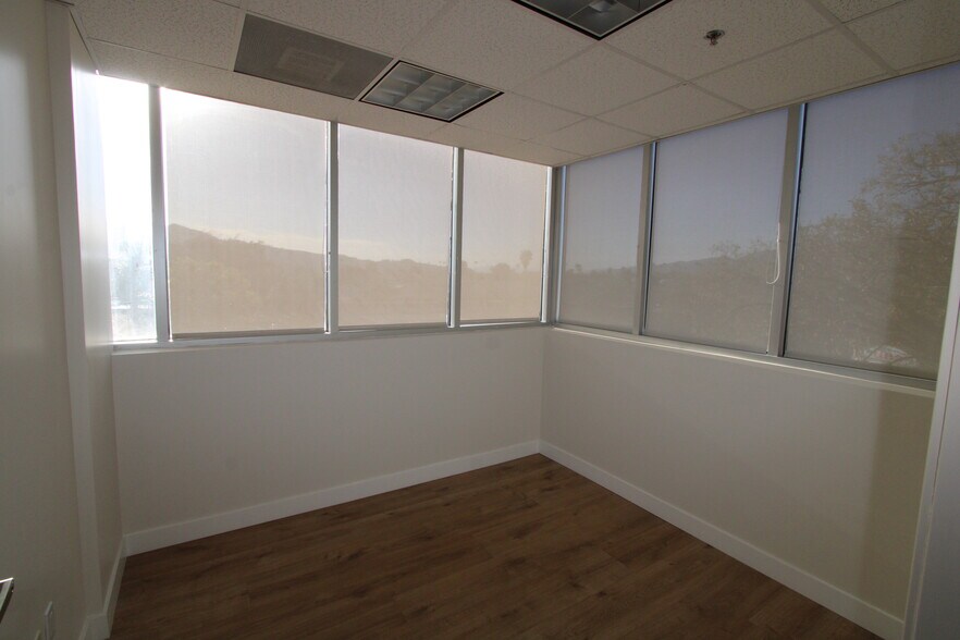 More Photos Of 800 S Central Ave, Glendale Medical For Lease
