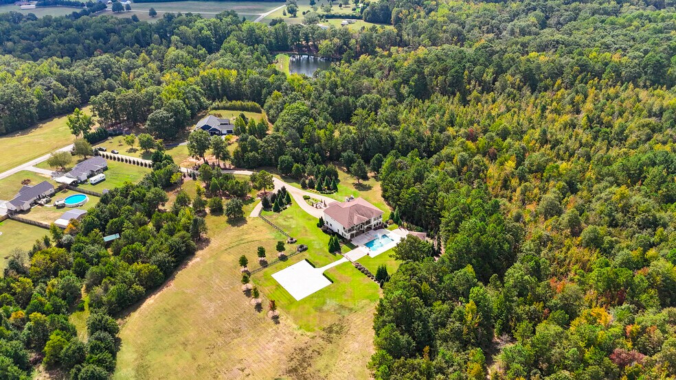 More Photos Of 220 Fincher Rd, Pauline Lodge Meeting Hall For Sale