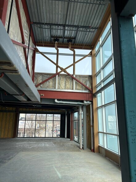 More Photos Of 430 N Midvale Blvd, Madison General Retail For Lease