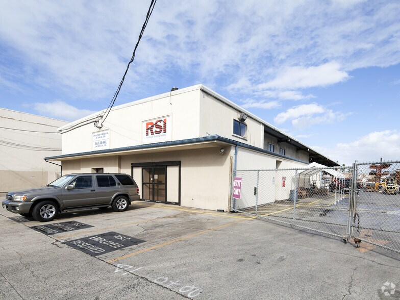 Primary Photo Of 2264-2276 Pahounui Dr, Honolulu Warehouse For Lease