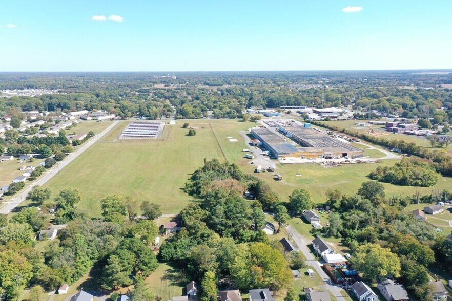 More Photos Of 300 Moss Hill Ln, Salisbury Warehouse For Lease