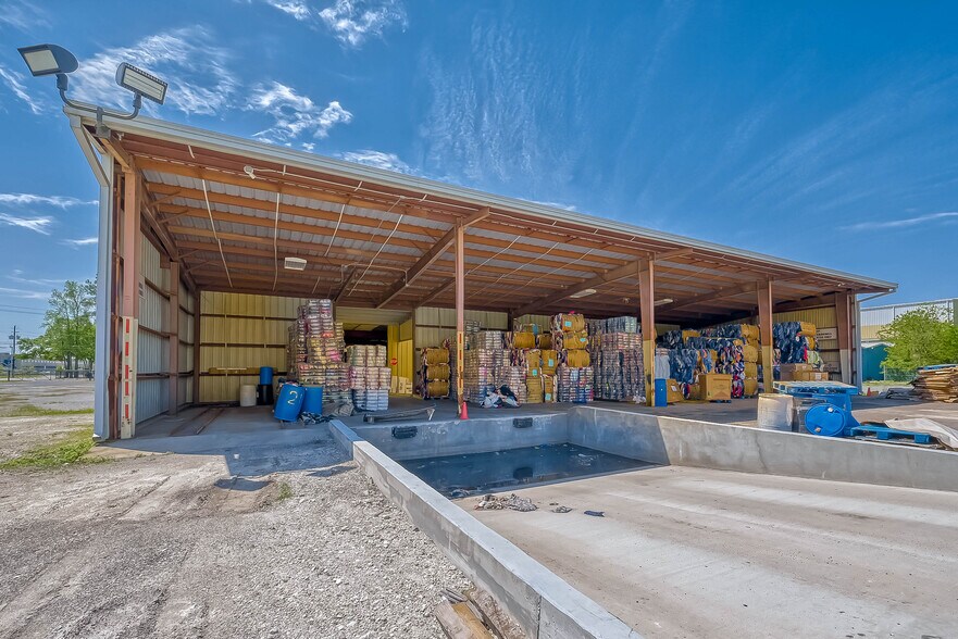More Photos Of 9031 Ley Rd, Houston Warehouse For Lease