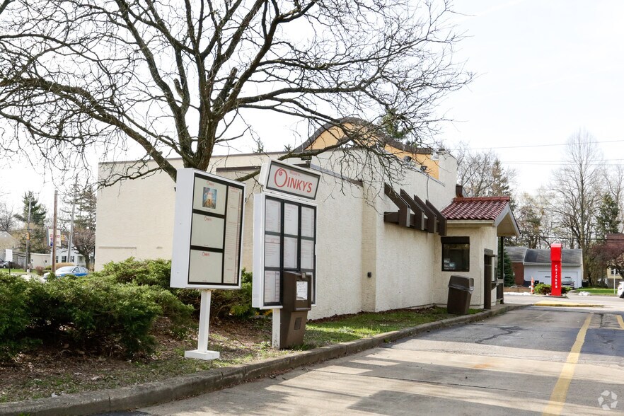 More Photos Of 22401 Emery Rd, Warrensville Heights Freestanding For Lease