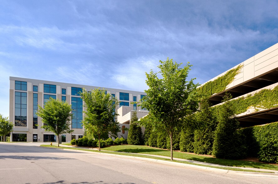 More Photos Of 3700 Glenwood Ave, Raleigh Unknown For Lease