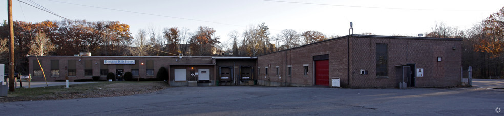 Primary Photo Of 44-50 Mead St, Leominster Manufacturing For Lease