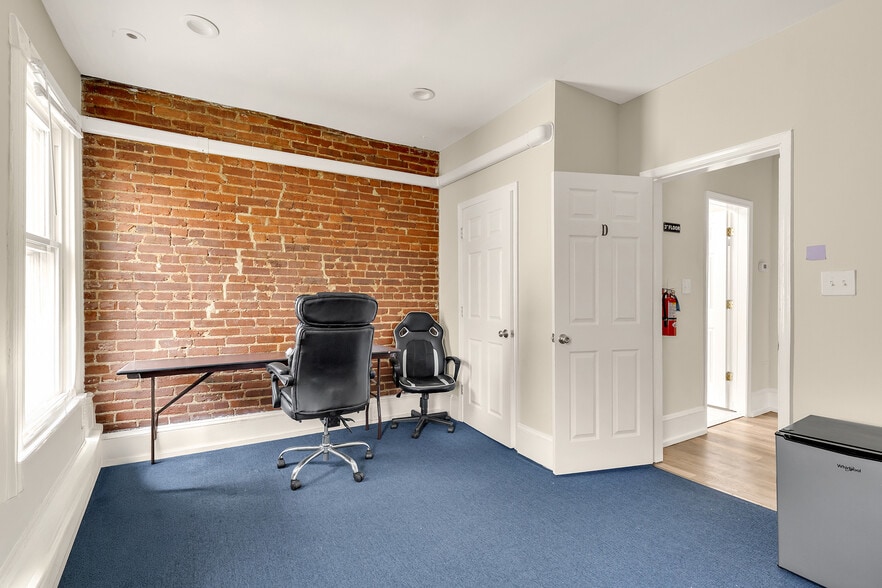 More Photos Of 305-307 Massachusetts NE ave, Washington Apartments For Sale