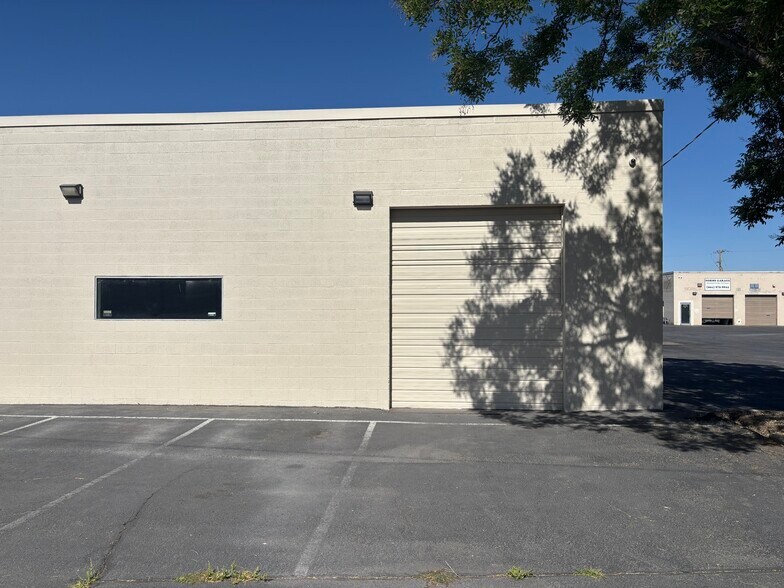 More Photos Of 2126 Printers Row, West Valley City Warehouse For Lease