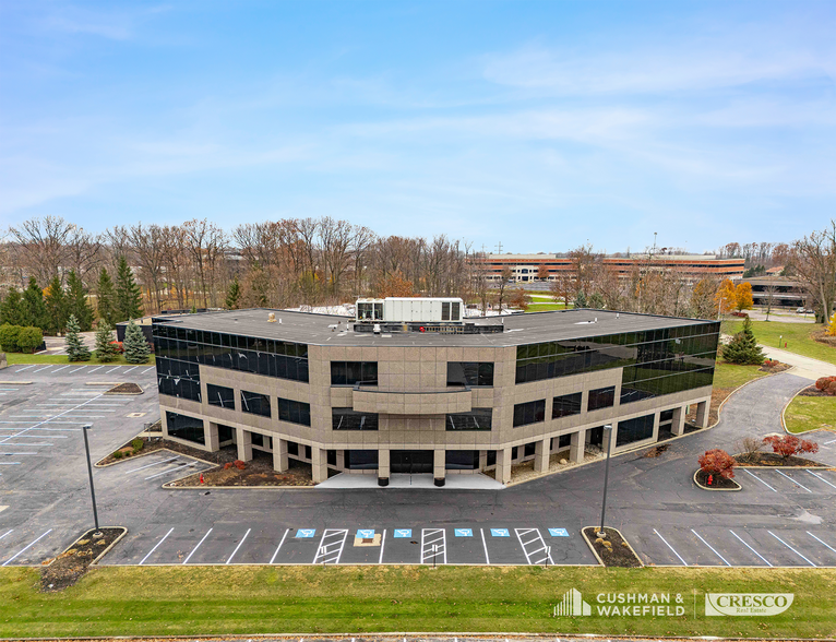 Primary Photo Of 6120 Parkland Blvd, Mayfield Heights Office For Lease