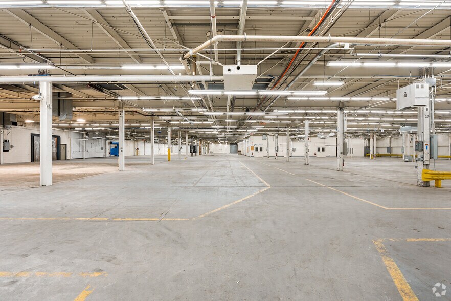 More Photos Of 500 Bic Dr, Milford Warehouse For Lease