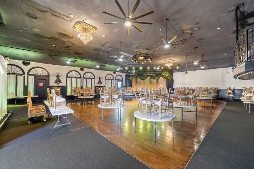 More Photos Of 917 Whittier Blvd, Montebello Storefront For Sale