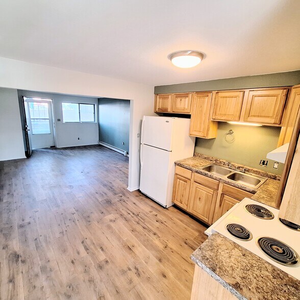 More Photos Of 1065 Magnolia St, Colorado Springs Apartments For Sale