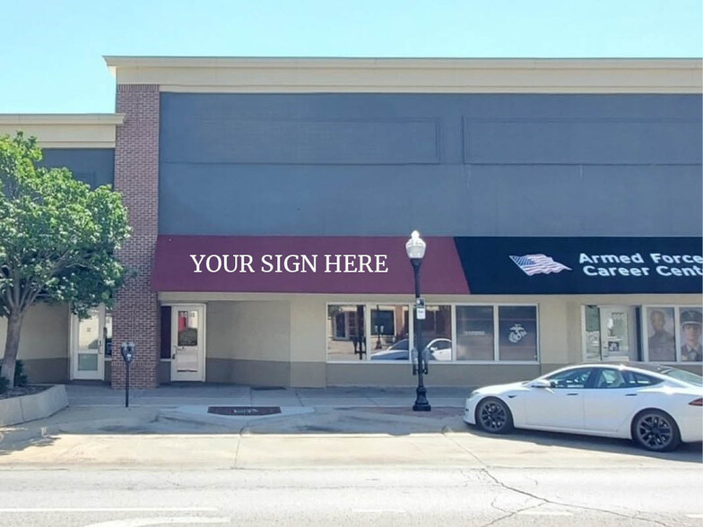 Primary Photo Of 1000-1004 Massachusetts St, Lawrence Storefront For Lease