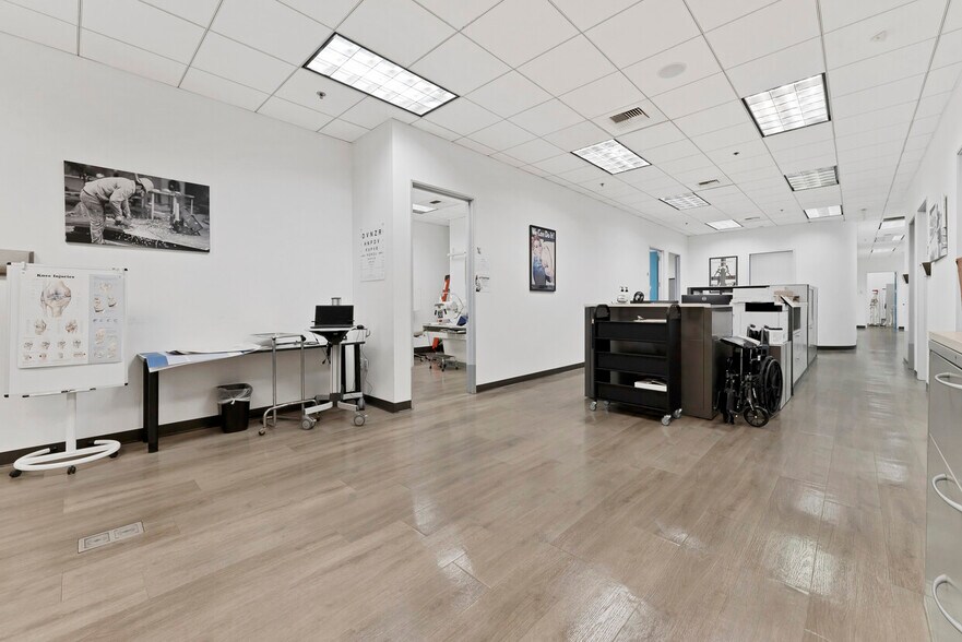 More Photos Of 17232 Red Hill Ave, Irvine Healthcare For Lease