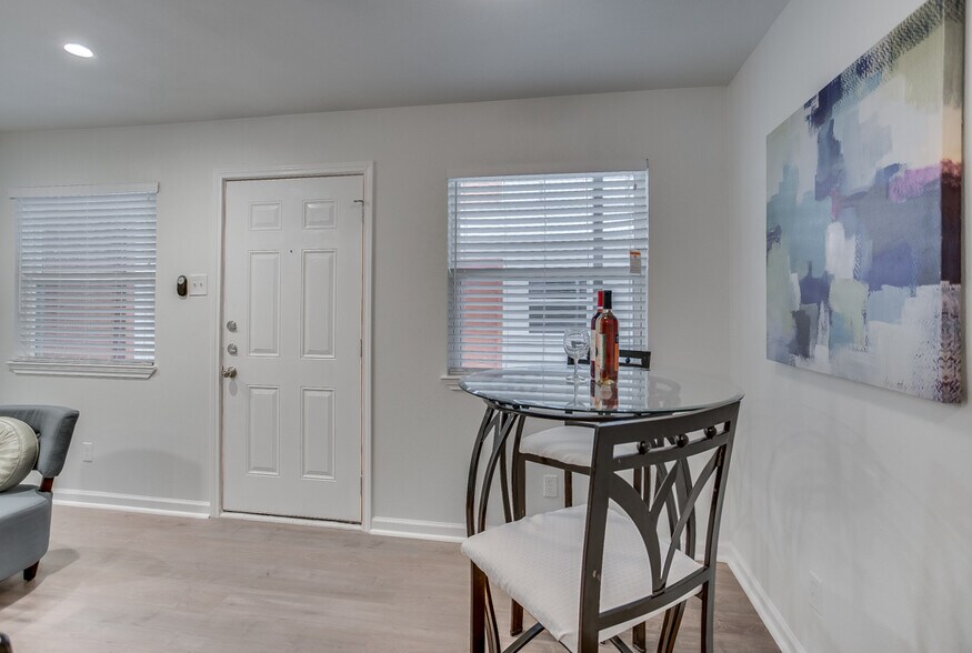 More Photos Of 4927 San Jacinto St, Dallas Apartments For Sale