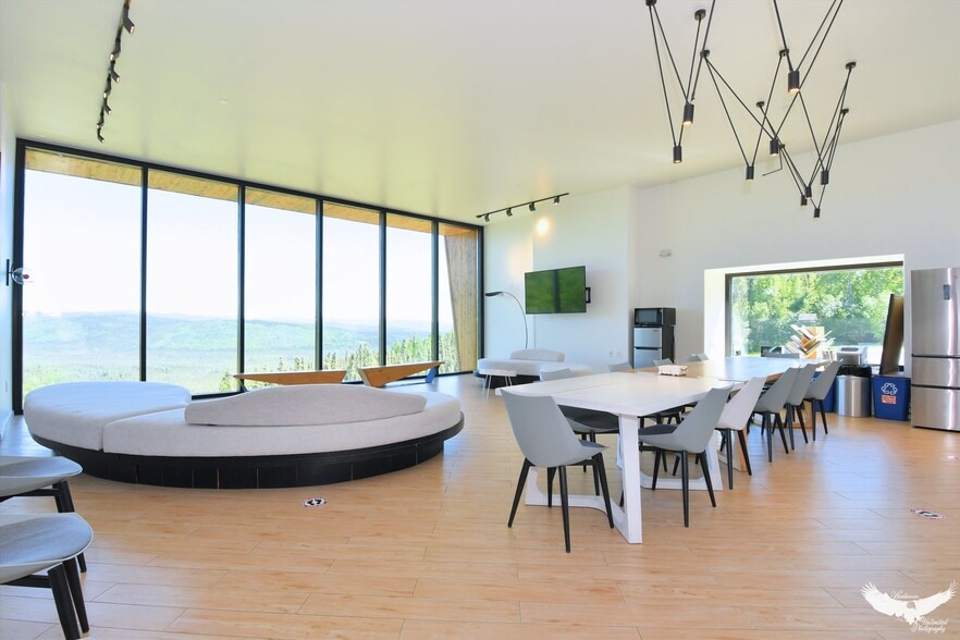 More Photos Of 1110 John Kalinas Rd, Fairbanks Hotel For Sale