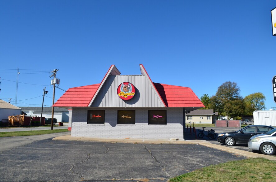 More Photos Of 139 Green St, Bushnell Freestanding For Sale