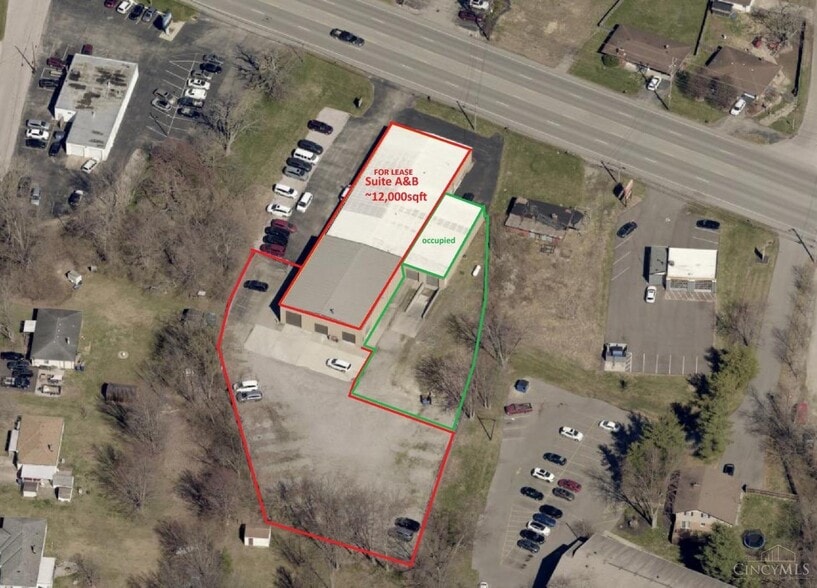 More Photos Of 885 Ohio Pike, Cincinnati Showroom For Lease