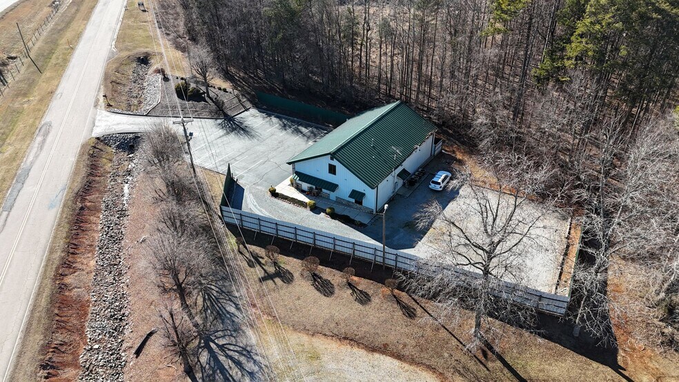 Primary Photo Of 1650 Lutheran Synod Dr, Salisbury Medical For Sale