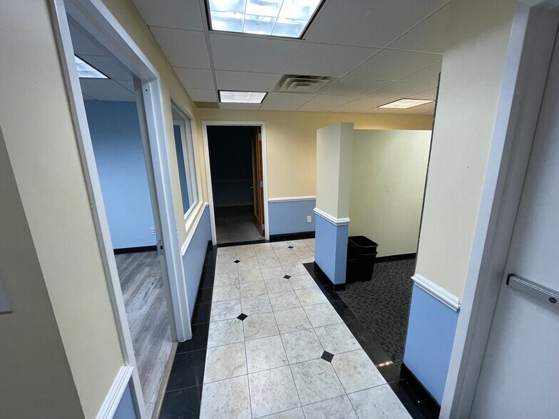 More Photos Of 3041 Avenue U, Brooklyn Medical For Sale