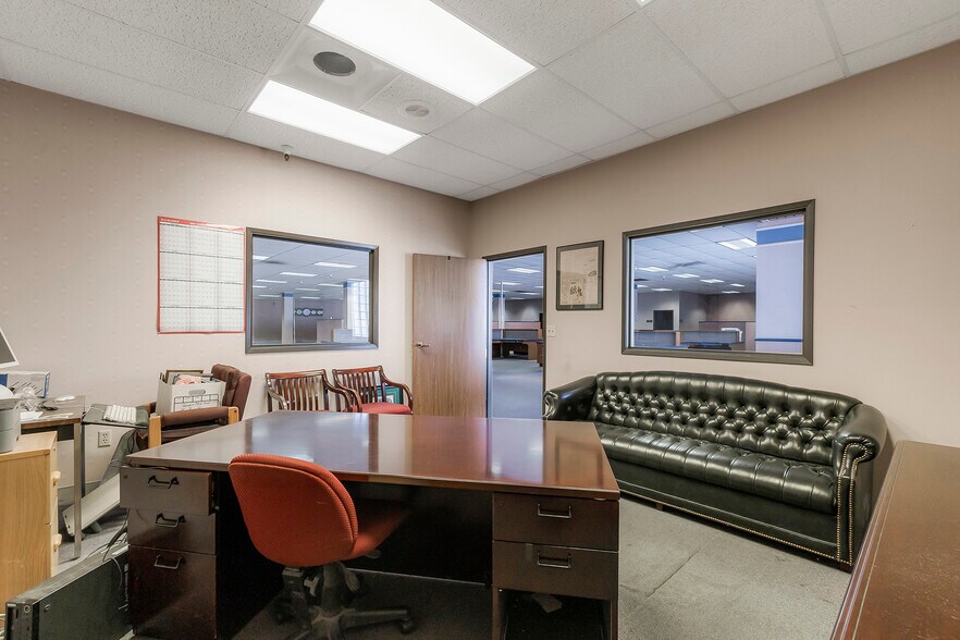 More Photos Of 400 E Park Ave, Chico Office For Sale