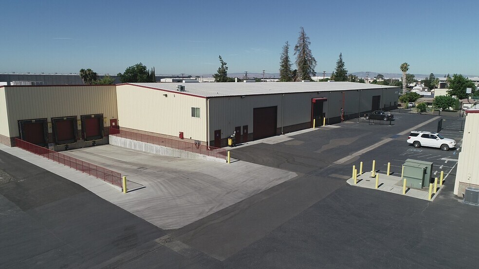 More Photos Of 506-530 El Roya Ave, Modesto Warehouse For Lease