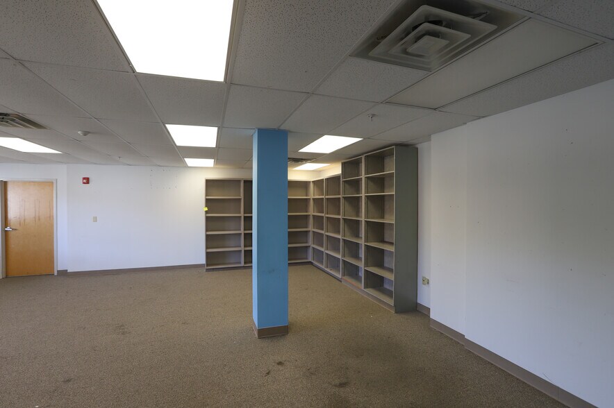 More Photos Of 184 Salem Ave, Dayton Office Residential For Lease