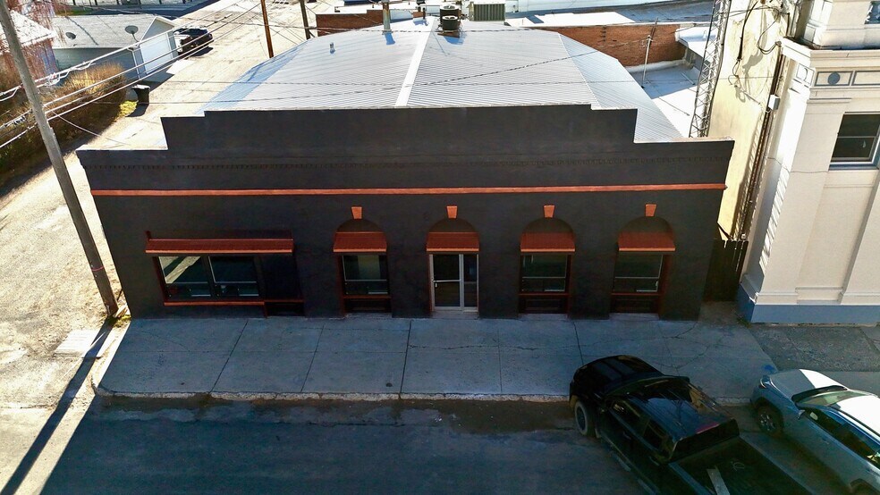 More Photos Of 302 Missouri Ave, Deer Lodge Freestanding For Sale