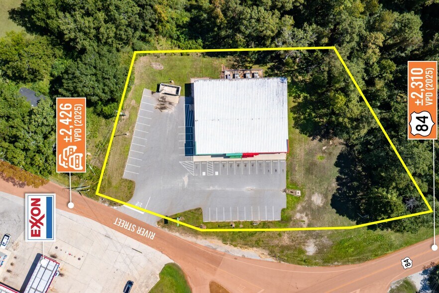 More Photos Of 365 River St E, Coffeeville Freestanding For Lease