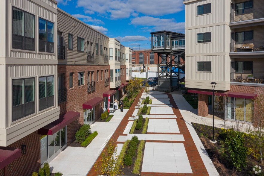 More Photos Of 325 Madison St, Lansdale Apartments For Lease