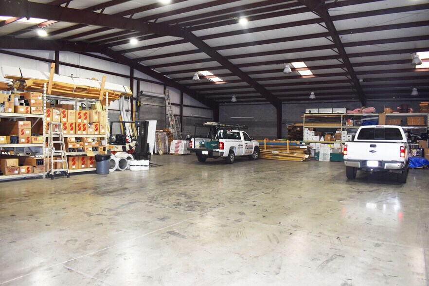 More Photos Of 1900 Southerland Dr, Nashville Warehouse For Sale