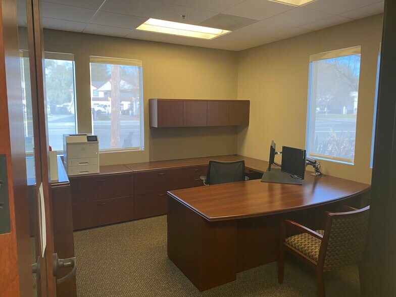 More Photos Of 4841-4845 Old Redwood Hwy, Santa Rosa Medical For Sale