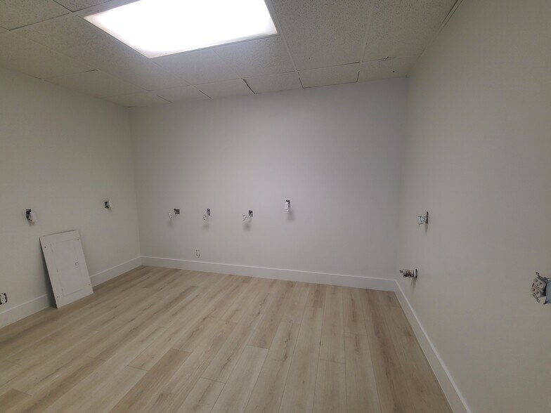 More Photos Of 231 N Indian Hill Blvd, Claremont Medical For Lease