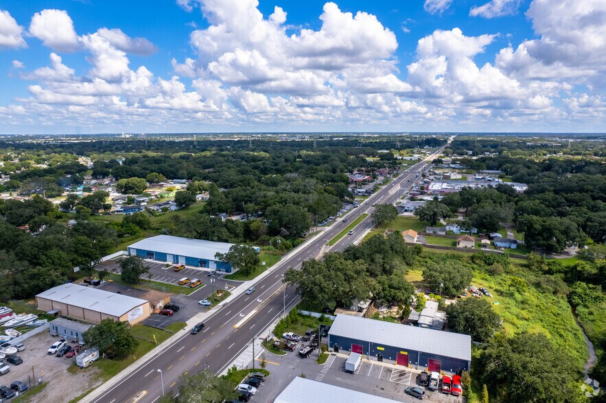 More Photos Of 7304 Causeway, Tampa Light Distribution For Sale