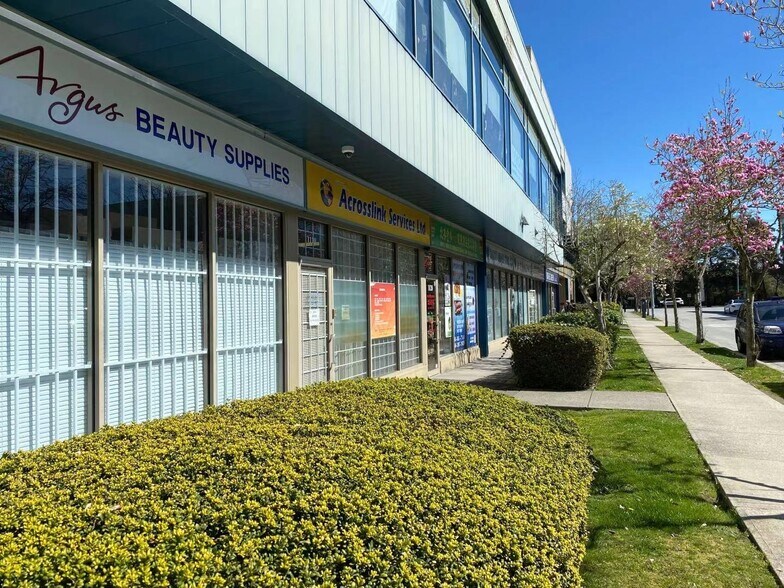 More Photos Of 8888 Odlin Cres, Richmond Storefront Retail Office For Sale