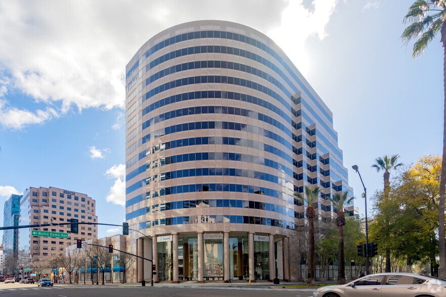 More Photos Of 10 Almaden Blvd, San Jose Office For Lease