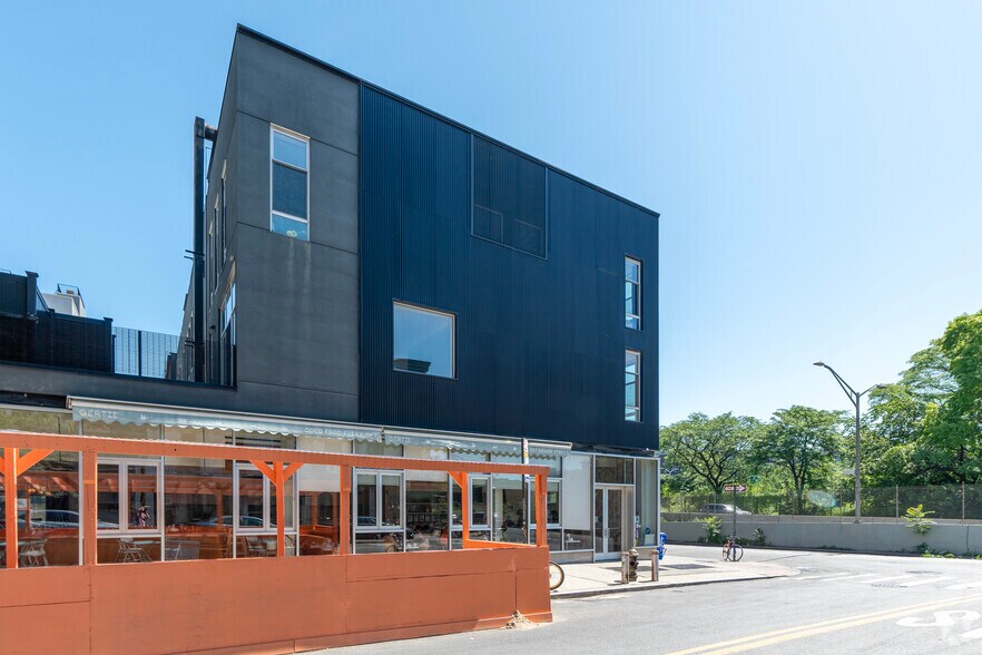 More Photos Of 357 Grand St, Brooklyn Apartments For Lease