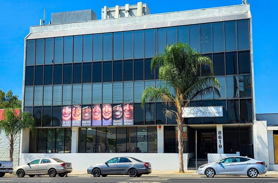More Photos Of 8619 Reseda Blvd, Northridge Medical For Sale