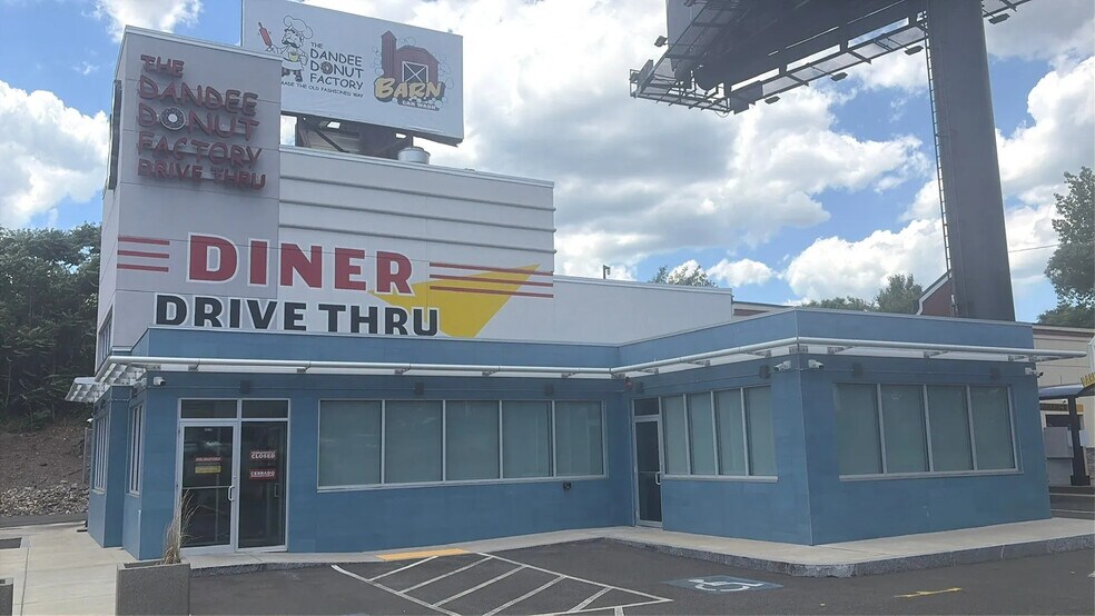 More Photos Of 1141 Revere Beach Pky, Revere Restaurant For Lease