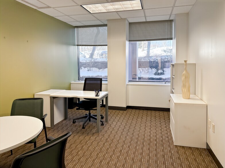 More Photos Of 777 Westchester Ave, White Plains Coworking Space