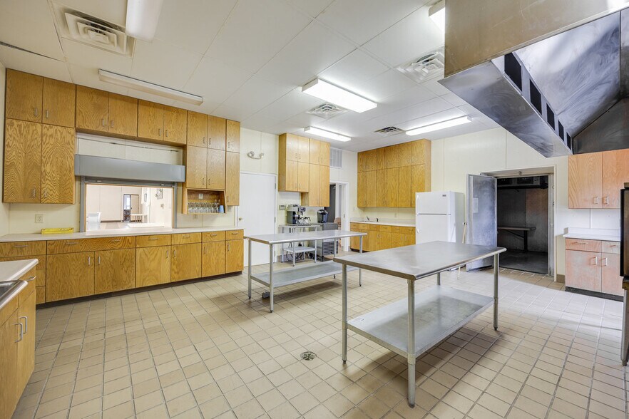 More Photos Of 1265 Goodrich Rd, Stanley Specialty For Sale