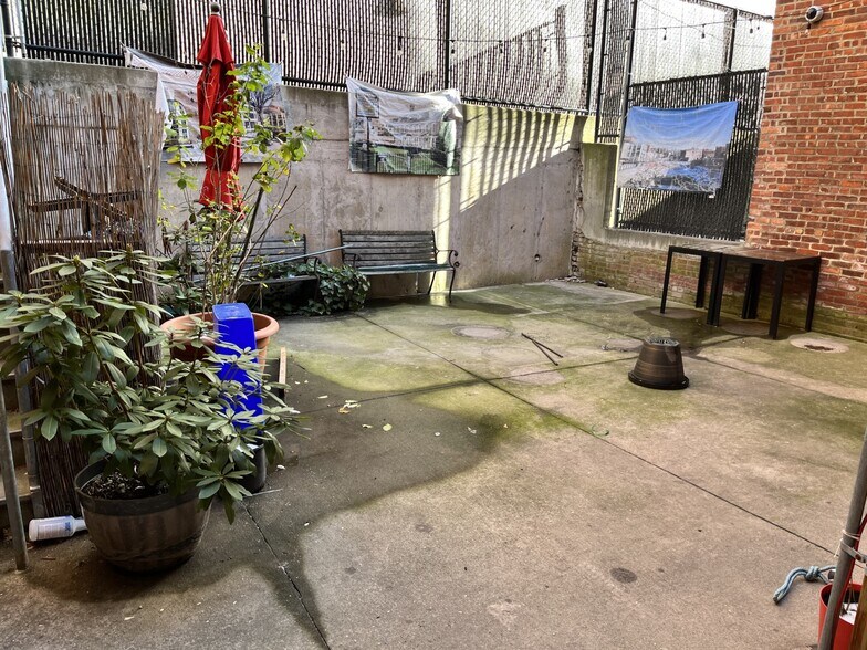 More Photos Of 46 Warburton Ave, Yonkers Storefront Retail Residential For Lease