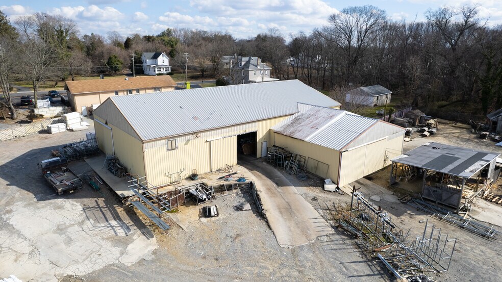 More Photos Of 732 Main St, Sewell Light Distribution For Sale