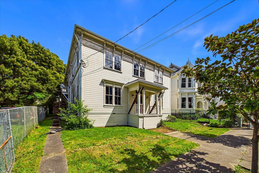 More Photos Of 1625 G St, Eureka Apartments For Sale