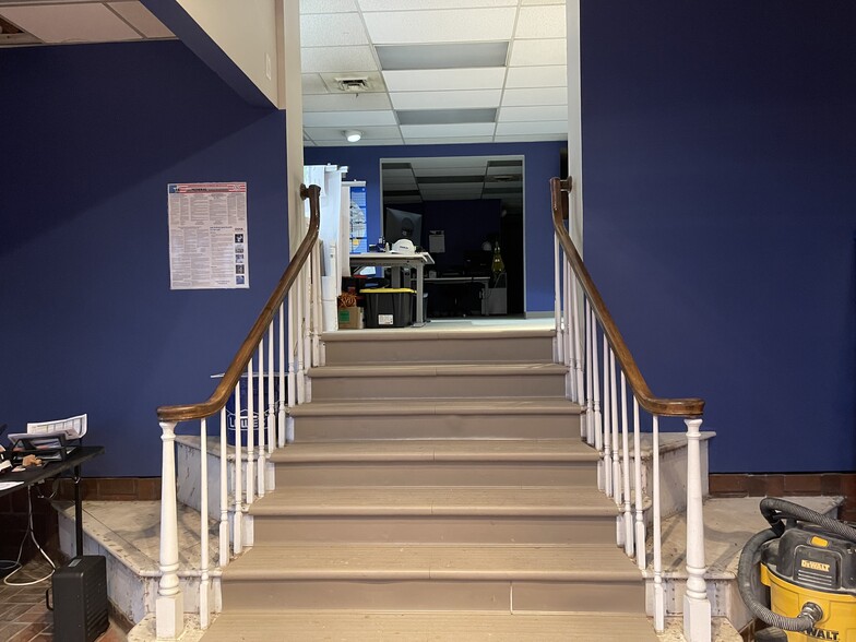 More Photos Of 236 Shady Ave, Pittsburgh Apartments For Lease